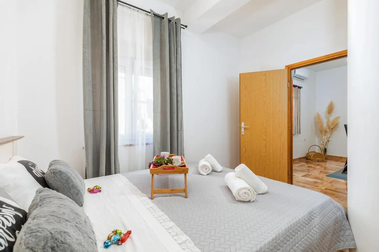 Apartment Mia Pula Croacia