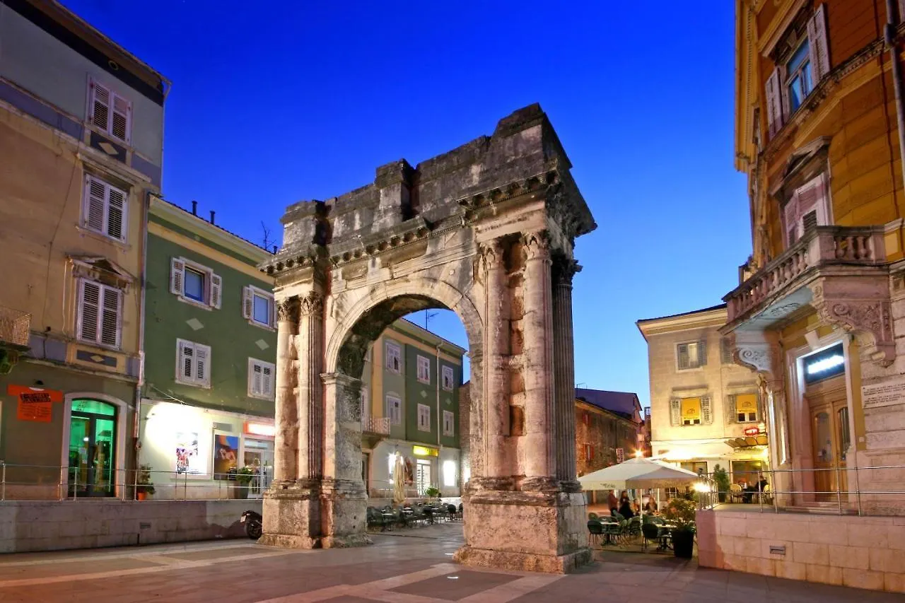 Apartment Mia Pula