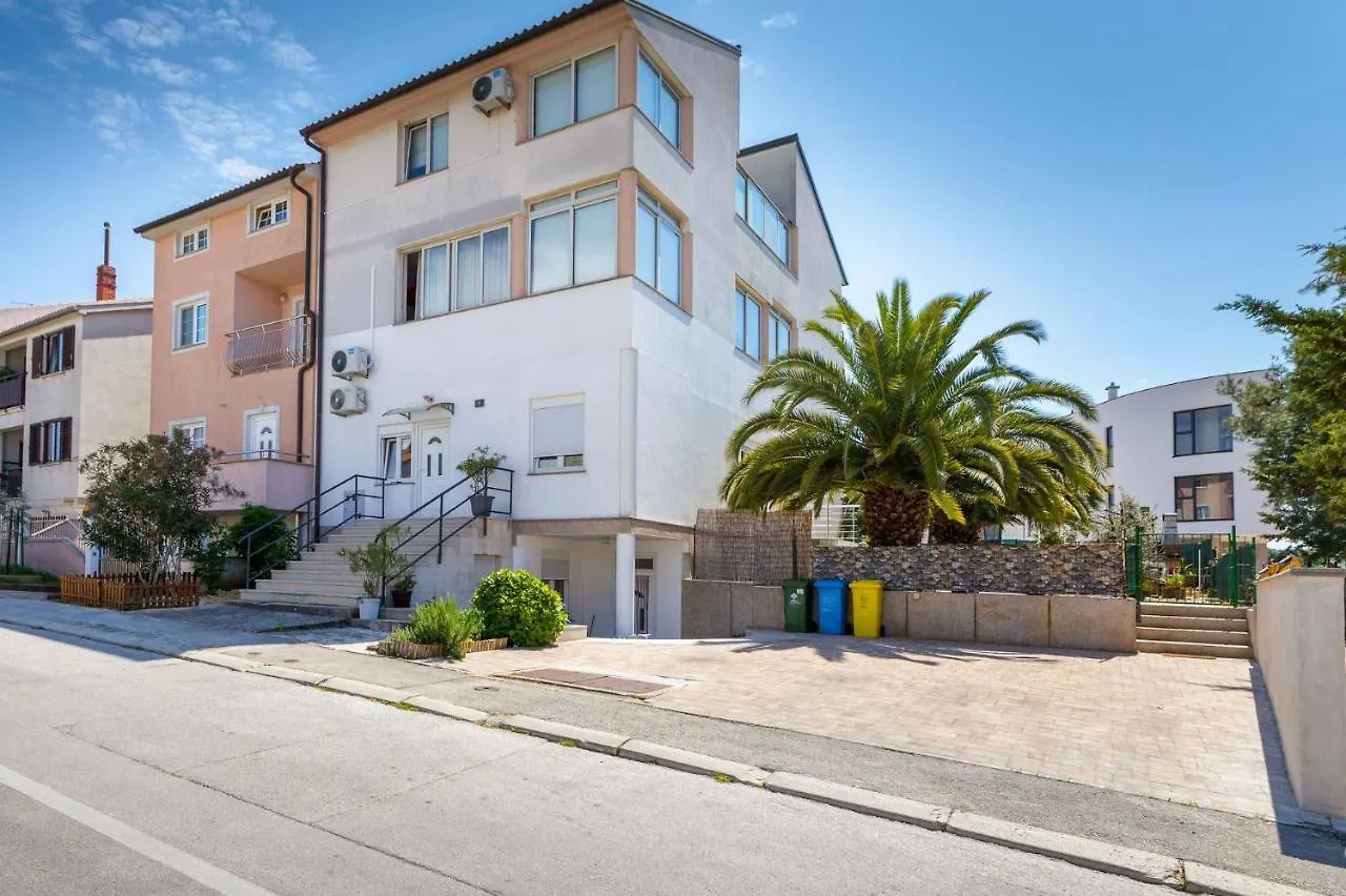 Apartment Mia Pula